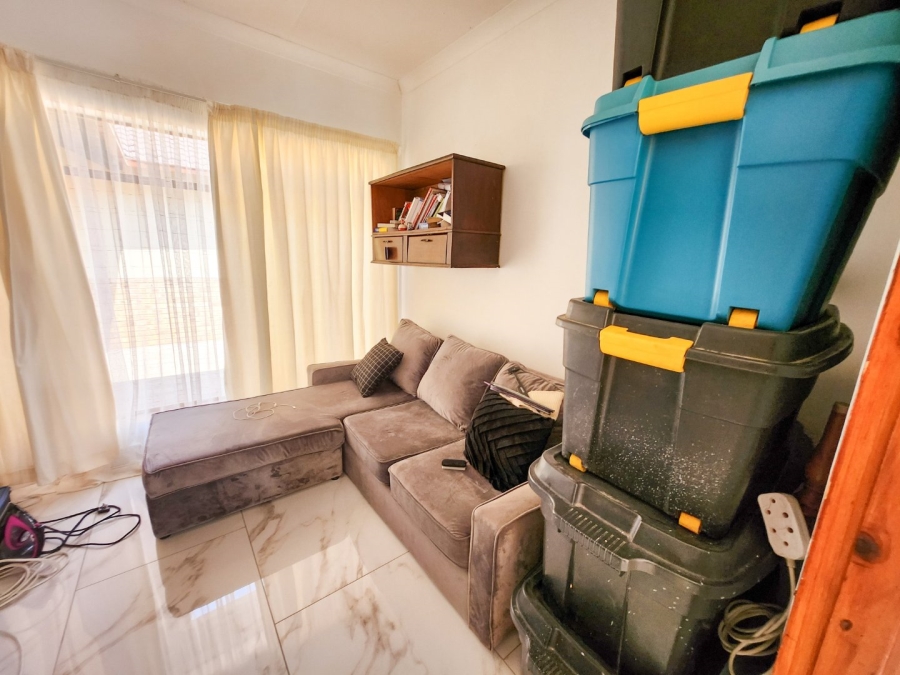 3 Bedroom Property for Sale in La Hoff North West